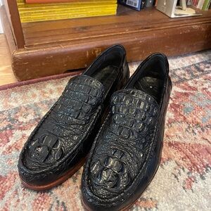 Men's Black Crocodile Pattern Loafers